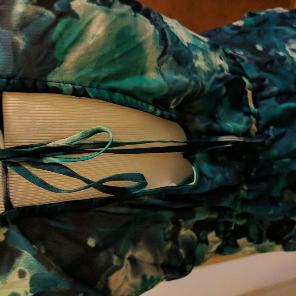 Teal green floral dress with slip dress underneath - Picture 4 of 5